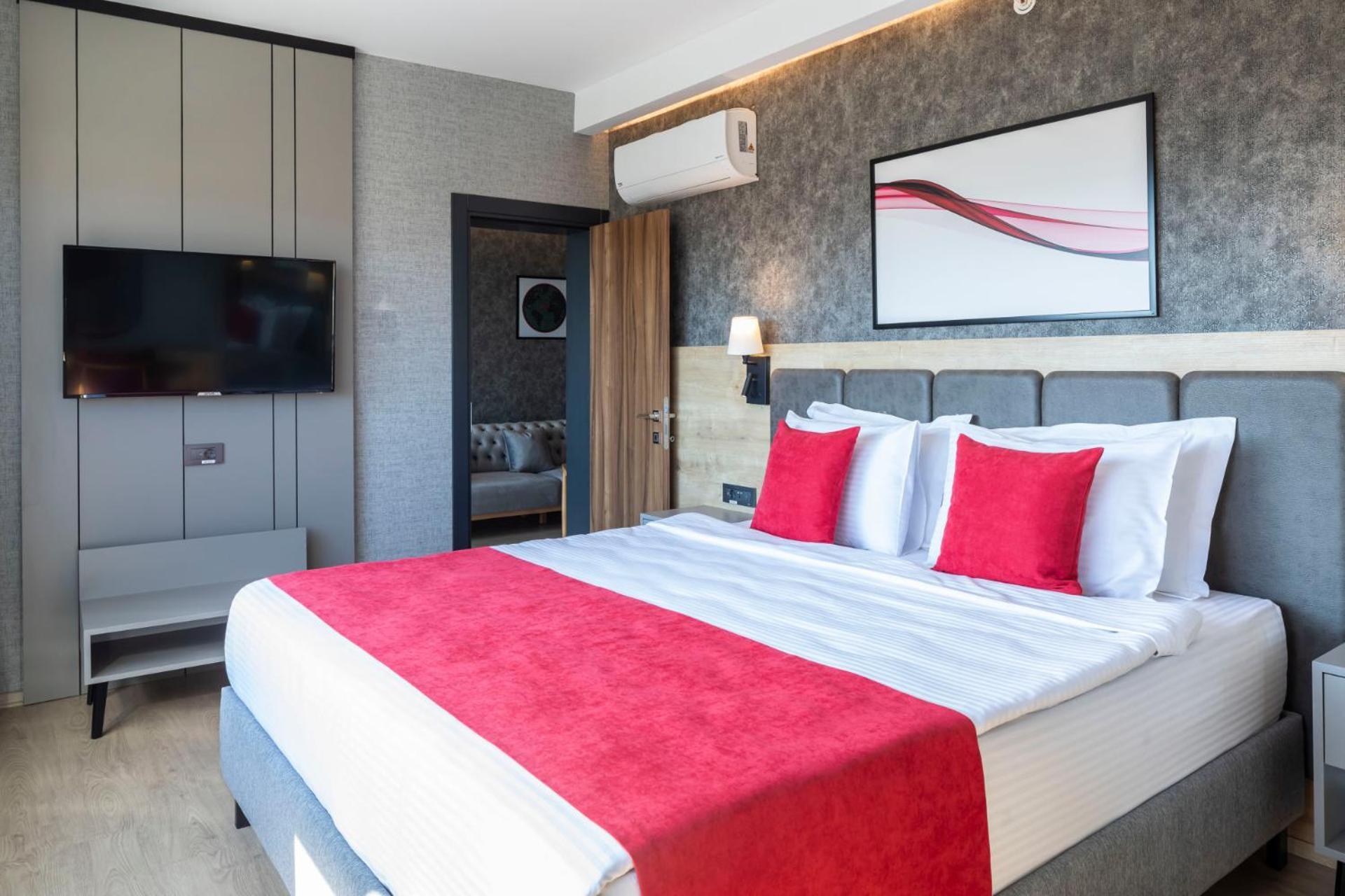 Ramada By Wyndham ดาลามาน ภายนอก รูปภาพ