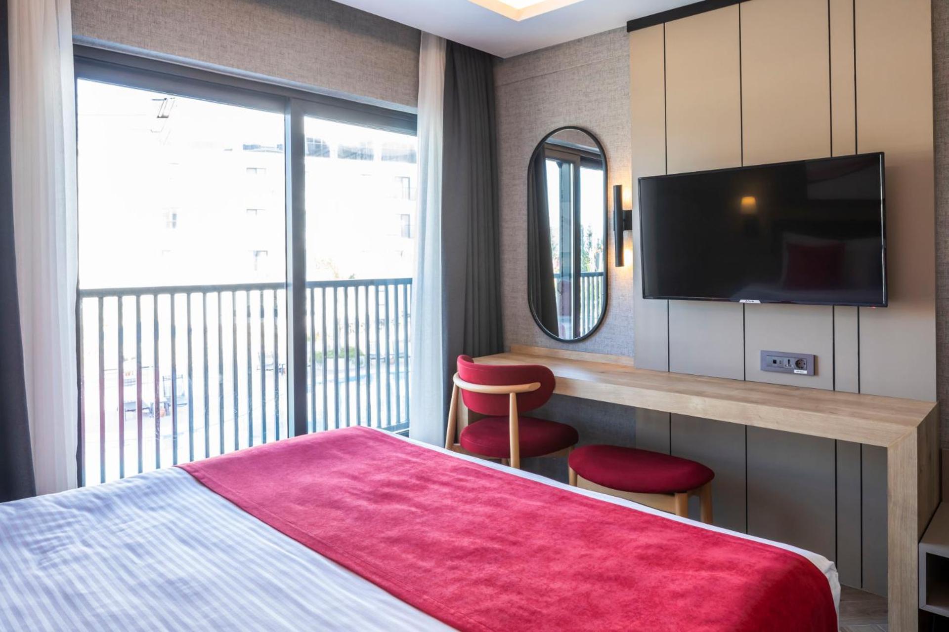 Ramada By Wyndham ดาลามาน ภายนอก รูปภาพ