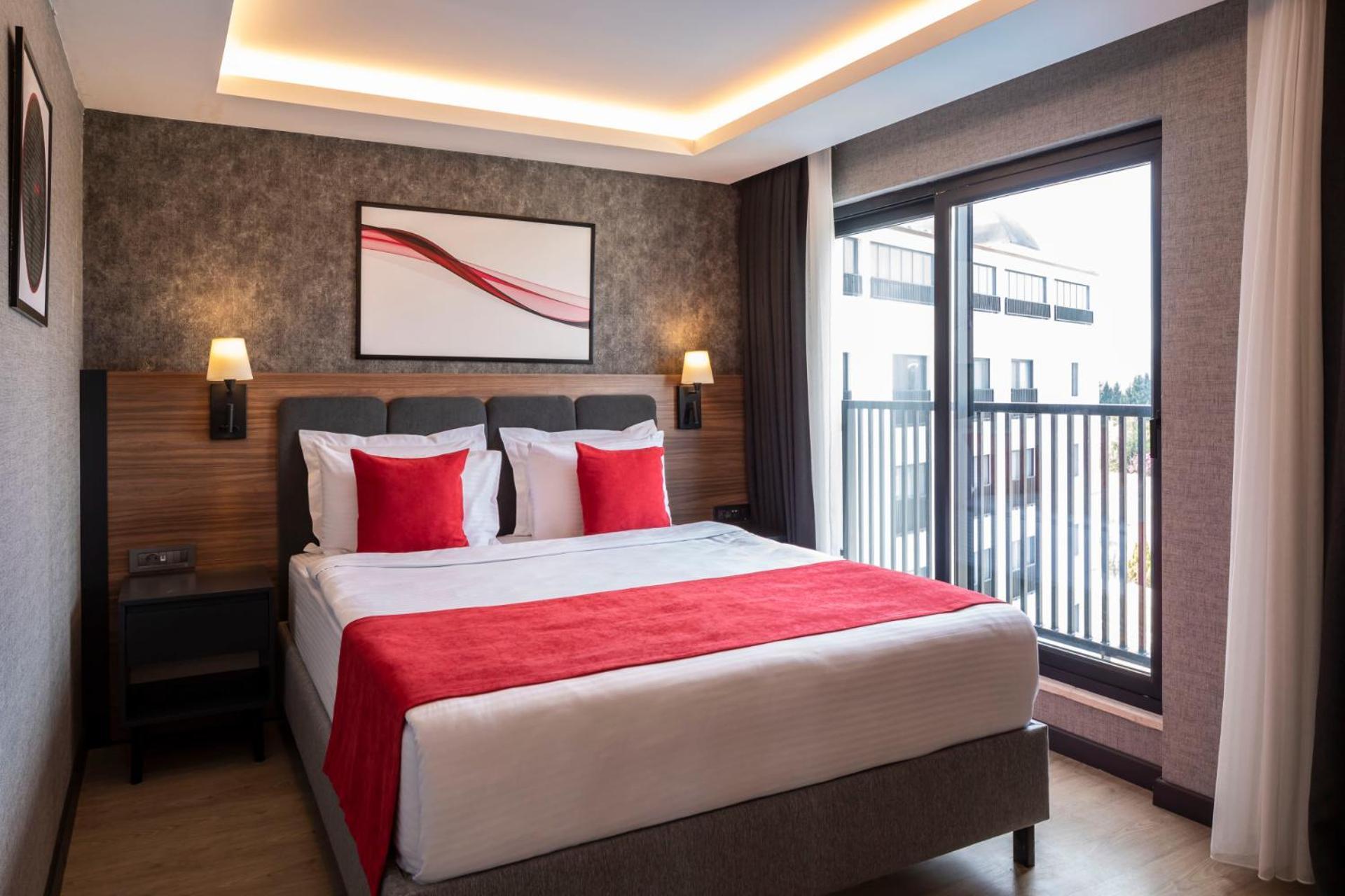 Ramada By Wyndham ดาลามาน ภายนอก รูปภาพ